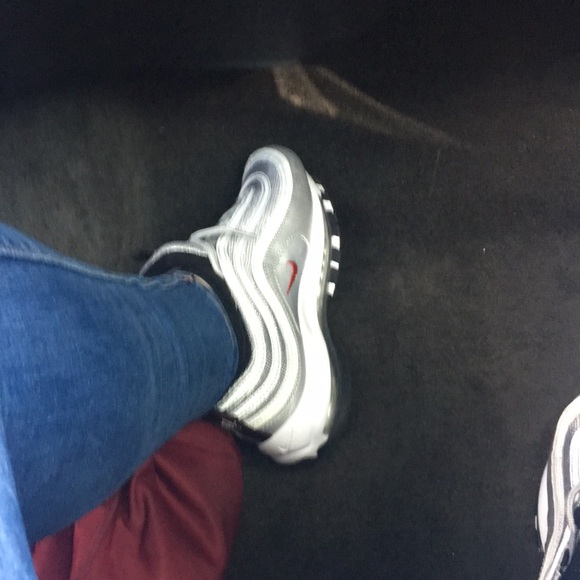 Meet your Posher, Amiee - Picture 1 of 1